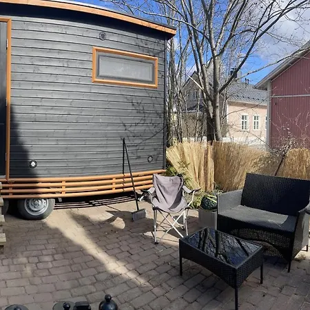 Saunallinen Vierasmaja 1 Km Foeriltae Aurajoelta アパート *